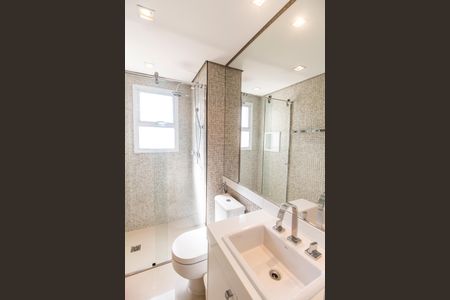 Apartamento à venda com 202m², 3 quartos e 4 vagasBanheiro da Suíte