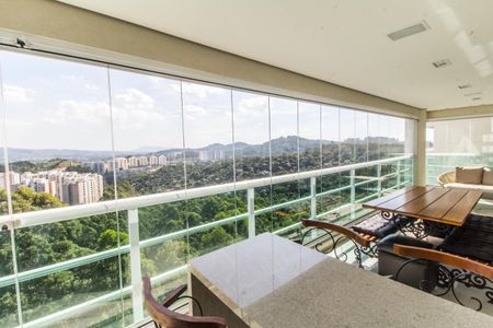 Apartamento à venda com 202m², 3 quartos e 4 vagasVaranda gourmet