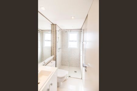 Apartamento à venda com 202m², 3 quartos e 4 vagasBanheiro da Suíte