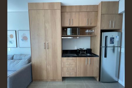 Studio para alugar com 37m², 1 quarto e 1 vaga Studio para alugar com 37m², 1 quarto e 1 vagaStudio/Cozinha