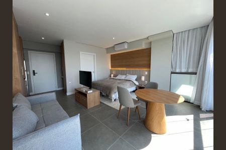 Studio para alugar com 37m², 1 quarto e 1 vaga Studio para alugar com 37m², 1 quarto e 1 vagaStudio