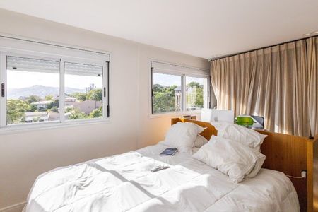 Quarto de apartamento para alugar com 1 quarto, 55m² em Tristeza, Porto Alegre