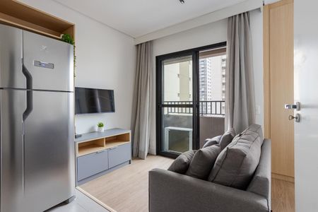 Sala / Quarto de apartamento para alugar com 1 quarto, 27m² em Água Branca, São Paulo
