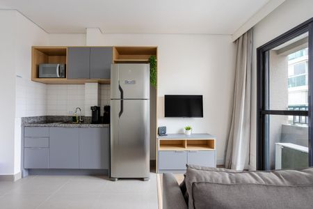 Sala / Quarto de apartamento para alugar com 1 quarto, 27m² em Água Branca, São Paulo