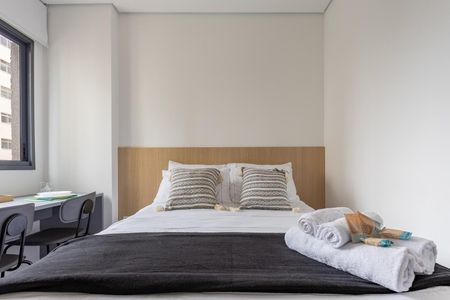 Sala / Quarto de apartamento para alugar com 1 quarto, 27m² em Água Branca, São Paulo