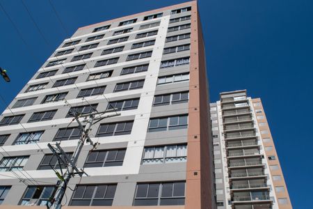 Apartamento para alugar com 50m², 2 quartos e sem vagaFachada e portaria