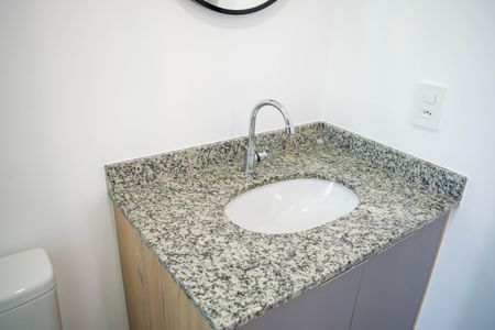 Apartamento para alugar com 50m², 2 quartos e sem vagaBanheiro