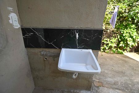 Casa para alugar com 38m², 1 quarto e sem vagaÁrea de Serviço
