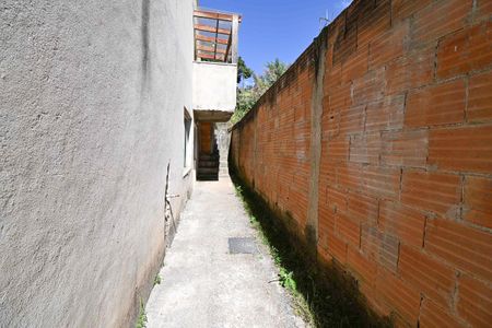 Casa para alugar com 38m², 1 quarto e sem vagaCorredor