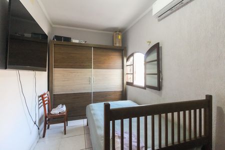 Casa para alugar com 240m², 3 quartos e 1 vaga Casa para alugar com 240m², 3 quartos e 1 vagaQuarto 2