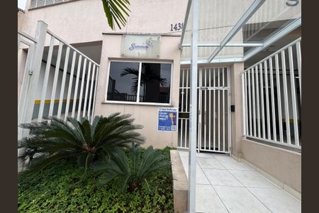 Fachada com PLACA de apartamento à venda com 2 quartos, 48m² em São Pedro, Osasco