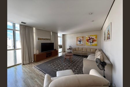 Apartamento à venda com 196m², 3 quartos e 1 vaga