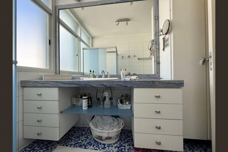 Apartamento à venda com 196m², 3 quartos e 1 vaga