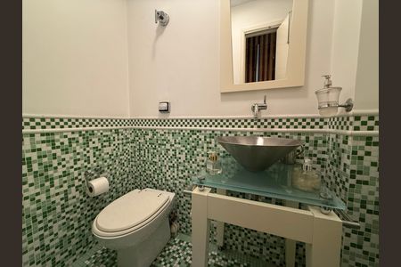 Apartamento à venda com 196m², 3 quartos e 1 vaga