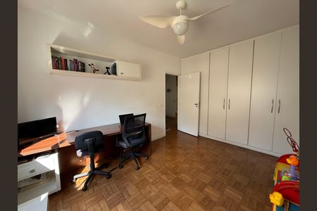 Apartamento à venda com 196m², 3 quartos e 1 vaga