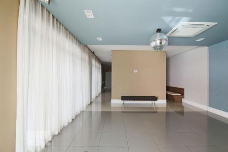 Studio à venda com 35m², 0 quarto e 1 vaga Studio à venda com 35m², 0 quarto e 1 vagaHall Entrada