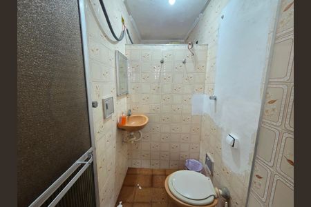 Apartamento para alugar com 65m², 2 quartos e 1 vaga Apartamento para alugar com 65m², 2 quartos e 1 vagaBanheiro