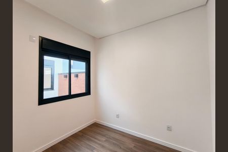 Casa de condomínio à venda com 145m², 3 quartos e 4 vagasQuarto 2