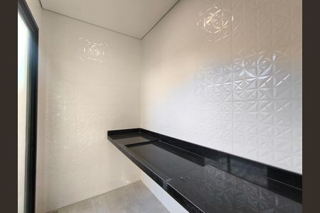 Casa de condomínio à venda com 145m², 3 quartos e 4 vagasÁrea de Serviço
