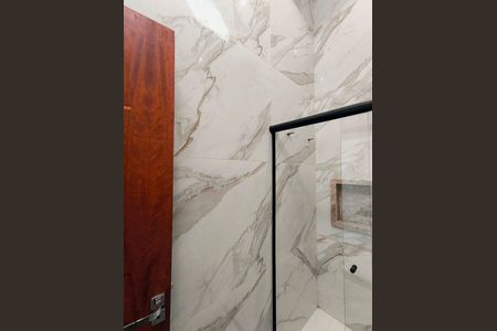 Casa de condomínio à venda com 145m², 3 quartos e 4 vagasBanheiro 2