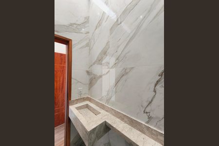 Banheiro da Suíte de casa de condomínio à venda com 3 quartos, 145m² em Corrupira, Jundiaí