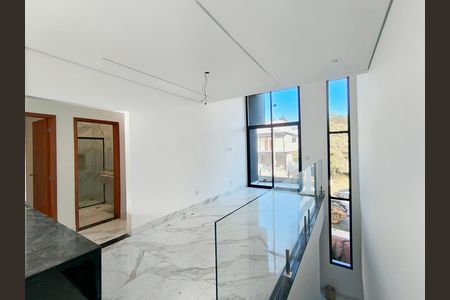 Sala de casa de condomínio à venda com 3 quartos, 145m² em Corrupira, Jundiaí