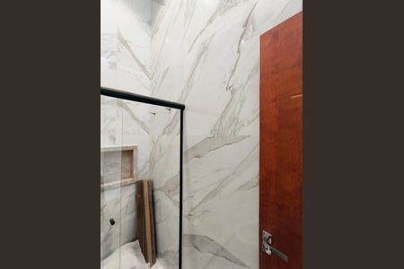 Casa de condomínio à venda com 145m², 3 quartos e 4 vagasBanheiro da Suíte