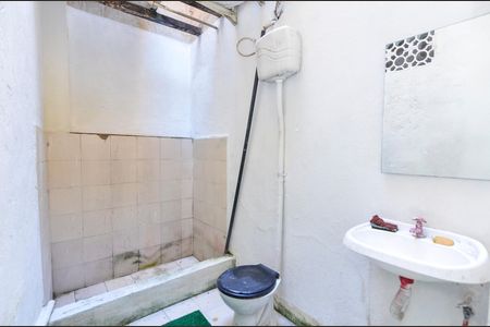 Casa à venda com 160m², 2 quartos e 1 vagaBanheiro