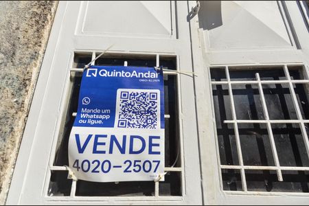 Casa à venda com 160m², 2 quartos e 1 vagaFachada