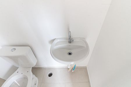 Apartamento à venda com 39m², 2 quartos e sem vaga Apartamento à venda com 39m², 2 quartos e sem vagaBanheiro