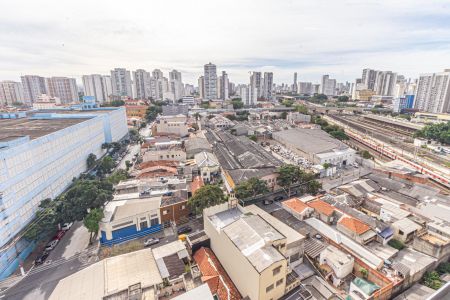 Apartamento à venda com 39m², 2 quartos e sem vaga Apartamento à venda com 39m², 2 quartos e sem vagaVaranda - Vista