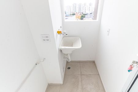 Apartamento à venda com 39m², 2 quartos e sem vaga Apartamento à venda com 39m², 2 quartos e sem vagaÁrea de Serviço