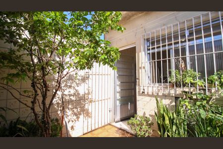 Casa para alugar com 250m², 4 quartos e 2 vagas Casa para alugar com 250m², 4 quartos e 2 vagasÁrea de Serviço