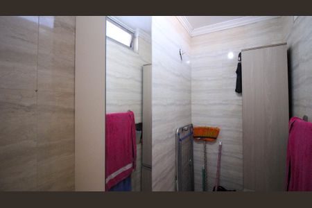 Casa para alugar com 250m², 4 quartos e 2 vagas Casa para alugar com 250m², 4 quartos e 2 vagasBanheiro 1