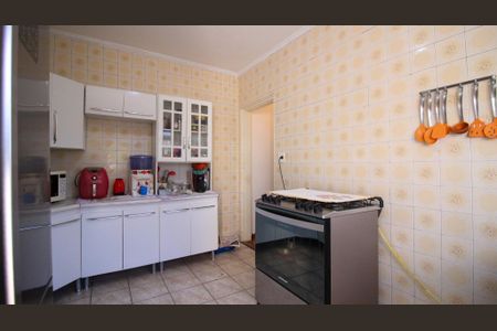 Casa para alugar com 250m², 4 quartos e 2 vagas Casa para alugar com 250m², 4 quartos e 2 vagasCozinha