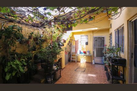 Casa para alugar com 250m², 4 quartos e 2 vagas Casa para alugar com 250m², 4 quartos e 2 vagasEntrada (Casa 2)