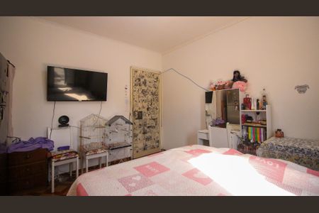 Casa para alugar com 250m², 4 quartos e 2 vagas Casa para alugar com 250m², 4 quartos e 2 vagasQuarto 1