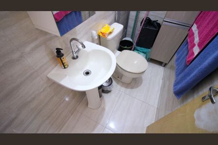 Casa para alugar com 250m², 4 quartos e 2 vagas Casa para alugar com 250m², 4 quartos e 2 vagasBanheiro 1