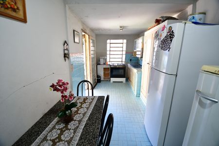 Casa à venda com 350m², 3 quartos e 3 vagasCozinha