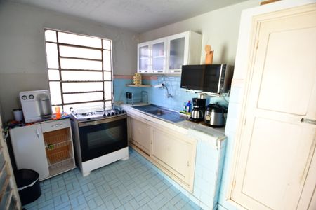 Casa à venda com 350m², 3 quartos e 3 vagasCozinha