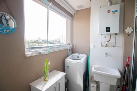 Apartamento à venda com 60m², 2 quartos e 1 vaga Apartamento à venda com 60m², 2 quartos e 1 vagaVARANDA E ÁREA DE SERVIÇO