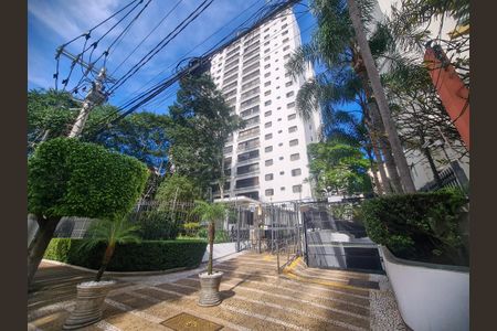 Apartamento para alugar com 123m², 3 quartos e 2 vagas Apartamento para alugar com 123m², 3 quartos e 2 vagasFachada