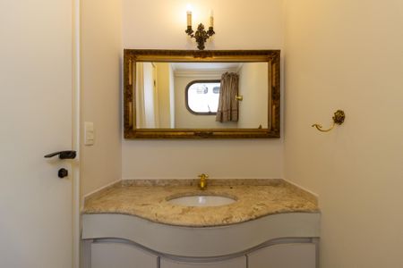 Apartamento para alugar com 123m², 3 quartos e 2 vagas Apartamento para alugar com 123m², 3 quartos e 2 vagasLavabo