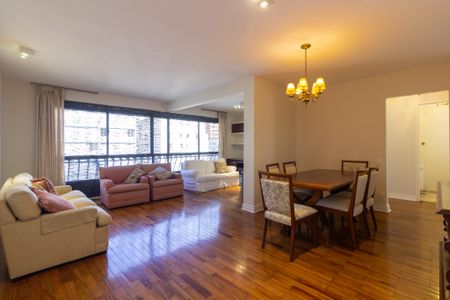 Apartamento para alugar com 123m², 3 quartos e 2 vagas Apartamento para alugar com 123m², 3 quartos e 2 vagasSala