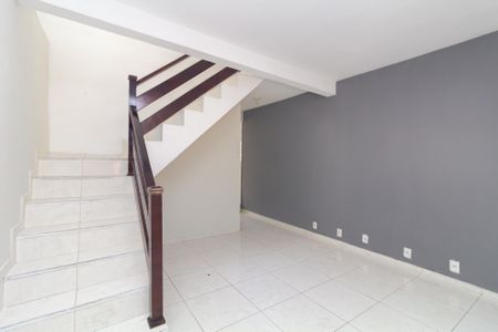 Sala de casa para alugar com 2 quartos, 80m² em Vila Verde, São Paulo