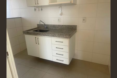 Apartamento à venda com 60m², 2 quartos e 2 vagas Apartamento à venda com 60m², 2 quartos e 2 vagasCozinha