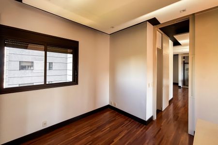 Apartamento para alugar com 84m², 2 quartos e 2 vagas