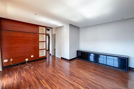 Apartamento para alugar com 84m², 2 quartos e 2 vagas