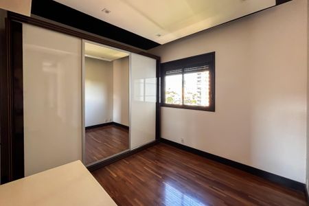 Apartamento para alugar com 84m², 2 quartos e 2 vagas
