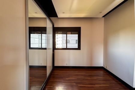 Apartamento para alugar com 84m², 2 quartos e 2 vagas